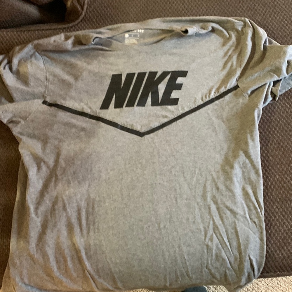 The Nike Tee, Mens Large